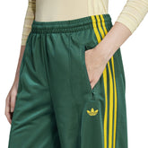 Pantalone Donna Adidas Adicolor Classic Firebird Loose Verde | NonSoloSport