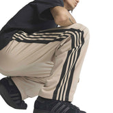 Pantalone Uomo Adidas Mesh Loose Beige | NonSoloSport