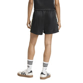 Shorts Donna Adidas x Liberty London Firebird Nero | NonSoloSport