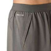Shorts Uomo Asics Road 2N1 7IN Grigio | NonSoloSport