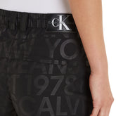 Pantalone Donna Calvin Klein Cargo Aop In Tone Nero | NonSoloSport