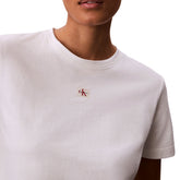 T-Shirt Donna Calvin Klein Logo Label Classic Bianco | NonSoloSport