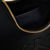 Borsa Calvin Klein Bold Crescent Nero | NonSoloSport