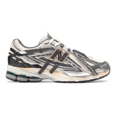 Sneakers Uomo New Balance 1906A Argento Grigio | NonSoloSport