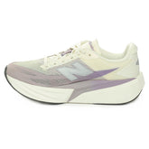 Scarpa da Running Donna New Balance FuelCell Rebel V5 Lilla Beige | NonSoloSport