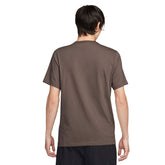 T-Shirt Uomo Nike Sportswear Club Marrone | NonSoloSport