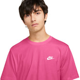 T-Shirt Uomo Nike Sportswear Club Rosa | NonSoloSport