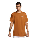T-Shirt Uomo Nike Sportswear Club Arancione | NonSoloSport