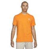 Nike T-Shirt Club Uomo Arancione | NonSoloSport