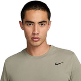 T-Shirt Uomo Nike Dri-FIT Verde | NonSoloSport
