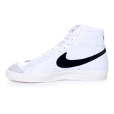 Nike Blazer Mid 77 Vintage Uomo Bianco Nero | NonSoloSport