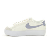 Sneakers Donna Nike Blazer Low Platform Bianco | NonSoloSport