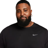 Nike T-Shirt Dri-FIT UV Miler Uomo Nero | NonSoloSport
