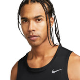 Canotta Uomo Nike Miler Nero | NonSoloSport