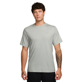 T-Shirt Uomo Nike Primary Grigio | NonSoloSport