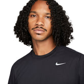 T-shirt Uomo Nike Dri-FIT Legend Nero | NonSoloSport