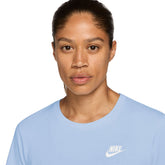 T-Shirt Donna Nike Sportswear Club Essentials Azzurro | NonSoloSport