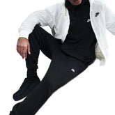 Pantalone Jogger Uomo Nike Club Nero | NonSoloSport