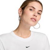 T-Shirt Donna Nike Slim Chill Bianco | NonSoloSport