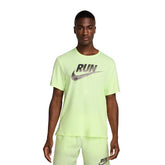 T-Shirt Uomo Nike Miler Run Energy Giallo Fluo | NonSoloSport