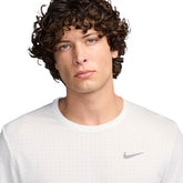T-Shirt Uomo Nike Miler Breathe Bianco | NonSoloSport