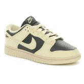 Sneakers Donna Nike Dunk Low Nero Beige | NonSoloSport