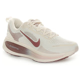 Scarpa da Running Donna Nike Vomero 18 Beige Rosso Scuro | NonSoloSport