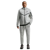 Pantaloni Jogger Uomo Nike Tech Grigio | NonSoloSport