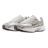 Sneakers Donna Nike Initiator Beige Grigio | NonSoloSport