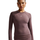 Maglia Donna Nike Sportswear Chill Knit Marrone Scuro | NonSoloSport