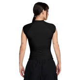 T-Shirt Donna Nike Sportswear Chill Knit Nero | NonSoloSport