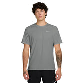 T-Shirt Uomo Nike Miler Grigio | NonSoloSport