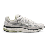 Sneakers Uomo Nike P-6000 Grigio Argento | NonSoloSport