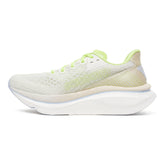 Scarpa da Running Donna Saucony Endorphin Azura Beige Verde | NonSoloSport