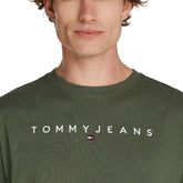 T-Shirt Uomo Tommy Jeans Linear Logo Verde | NonSoloSport
