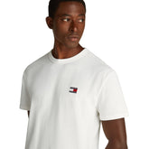 T-Shirt Uomo Tommy Jeans Distintivo Bianco | NonSoloSport