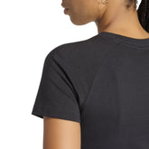 T-Shirt Donna Adidas Slim Essentials Nero | NonSoloSport