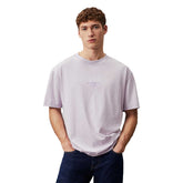 T-Shirt Uomo Calvin Klein Taglio Relaxed Lilla | NonSoloSport