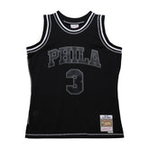 Mitchell & Ness Canotta Contrast 2K Swingman Philadelphia 76ers Allen Iverson 96-97 Uomo Nero | NonSoloSport