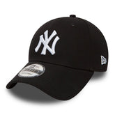 New Era Cappello 9Forty League Essential New York Yankees Nero Bianco | NonSoloSport