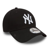 New Era Cappello 9Forty League Essential New York Yankees Nero Bianco | NonSoloSport