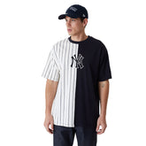 New Era T-Shirt New York Yankees MLB Half Striped Uomo Nero Bianco | NonSoloSport
