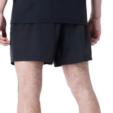 Shorts Uomo New Era New York Yankees League Essential Nero | NonSoloSport
