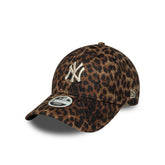 Cappello New Era 9FORTY New York Yankees MLB Cosy Leopard Marrone | NonSoloSport
