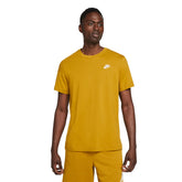 T-Shirt Uomo Nike Sportswear Club Cotone Small Logo Bronzo | NonSoloSport
