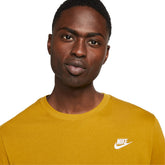 T-Shirt Uomo Nike Sportswear Club Cotone Small Logo Bronzo | NonSoloSport