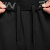Short Nike Uomo Knit Dri-Fit Totally 9 Inc Nero | NonSoloSport