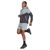Shorts Uomo Nike Challenger Grigio | NonSoloSport