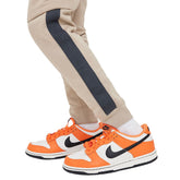 Pantaloni Bambino Nike Sportswear Standard Issue Beige | NonSoloSport