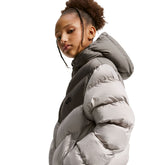Giacca Puffer Ragazzo Nike Sportswear All Day Play Grigio Beige | NonSoloSport
